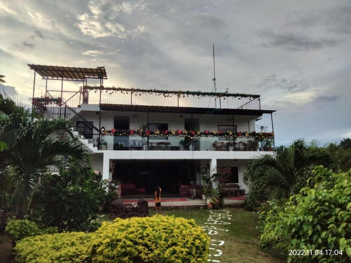 Hotel Casa De Robles Tanay Rizal Exterior foto