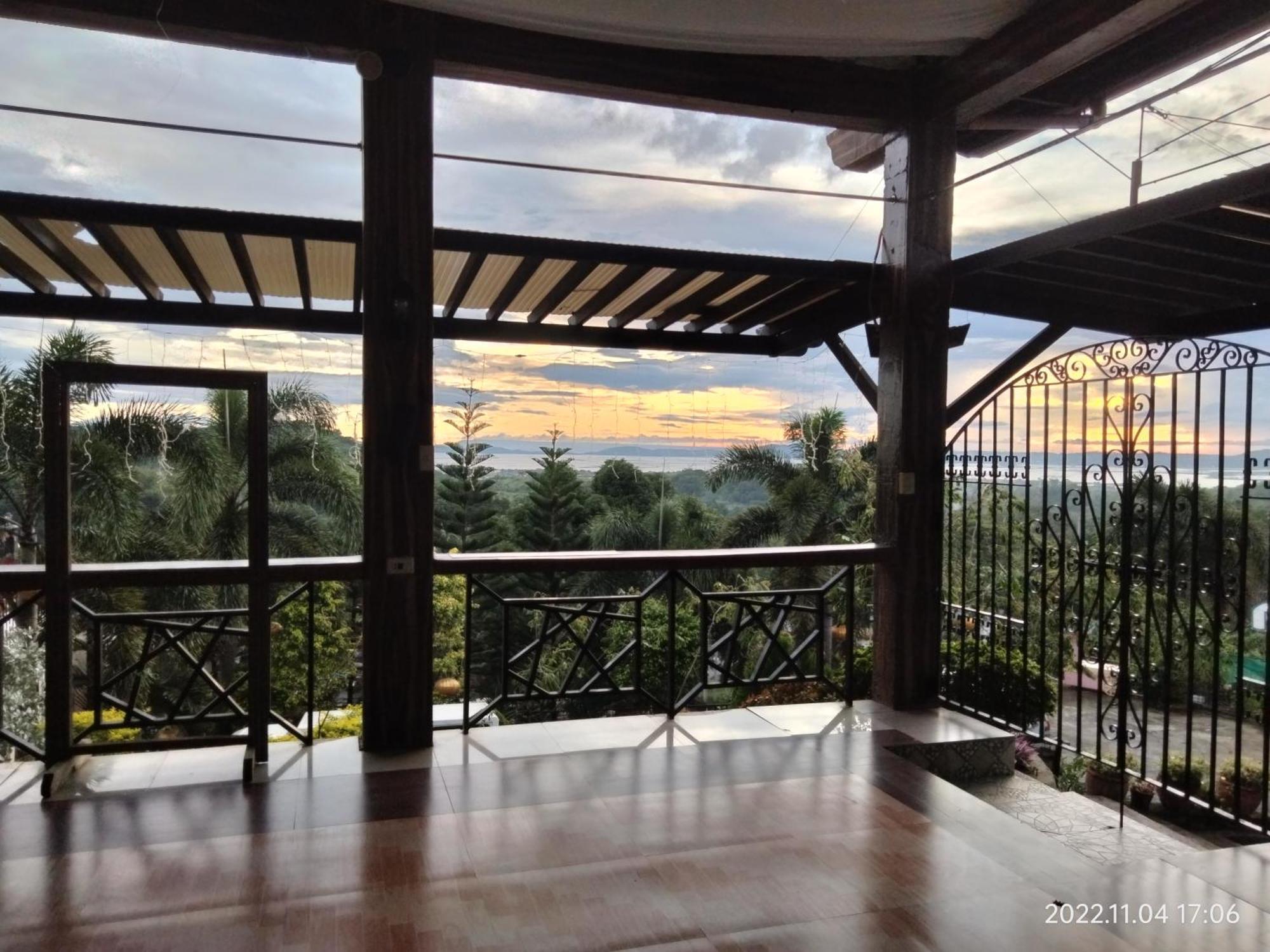 Hotel Casa De Robles Tanay Rizal Exterior foto